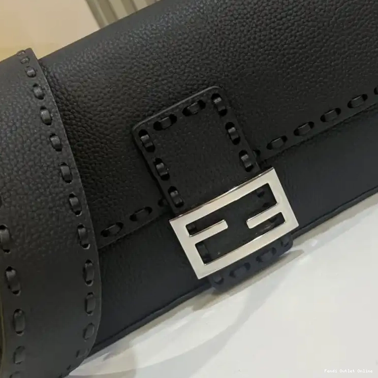 Affordable Selleria Bag Medium Black Baguette Fendi Cuoio Romano In Leather 0610